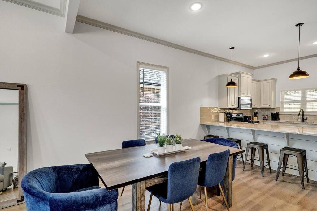 הוילה טיילר Alamo Luxury Living Up To 11 מראה חיצוני תמונה